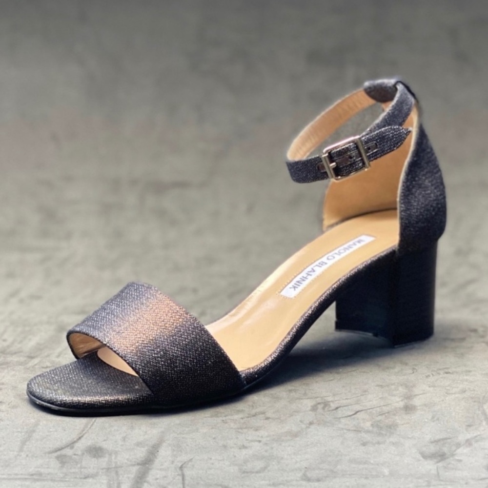 MANOLO BLAHNIK ankle strap sandals